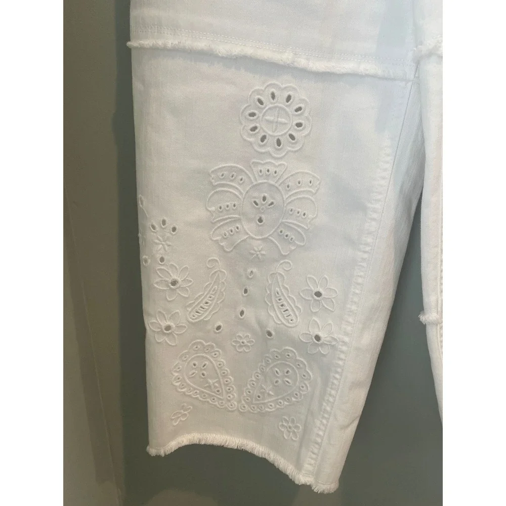 Talbots White Wide Leg Crop Jeans High Waist Embroidered Raw Hem 4P NEW‎
